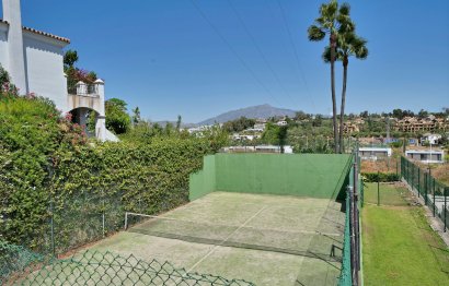 Resale - House - Townhouse - El Paraiso - El Paraíso