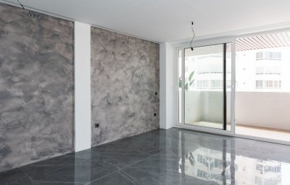 Resale - Apartment - Penthouse - Benalmádena - Benalmadena Costa