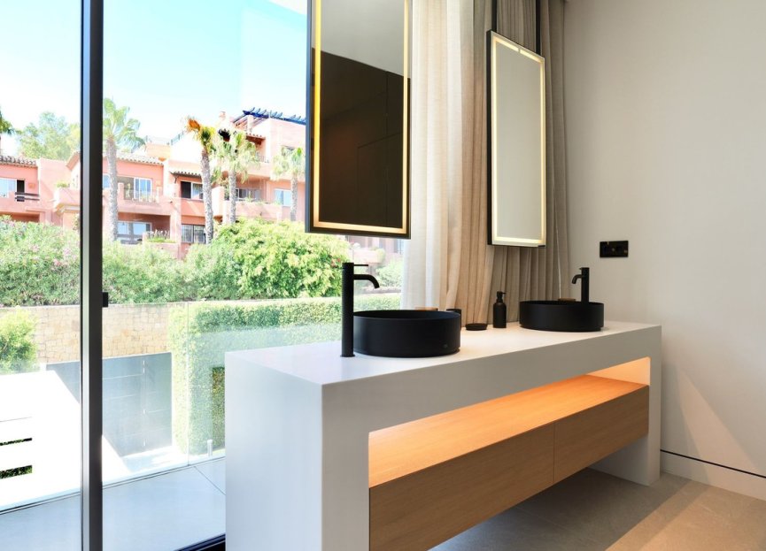 Resale - House - Detached Villa - Marbella - The Golden Mile