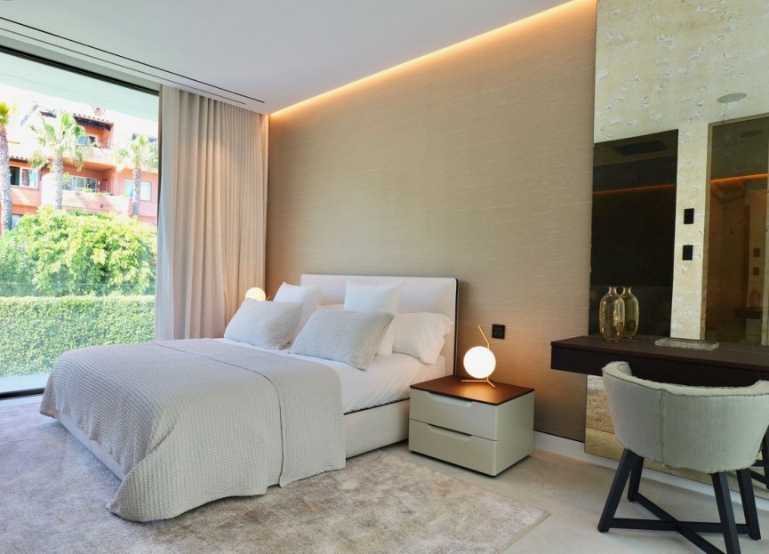 Resale - House - Detached Villa - Marbella - The Golden Mile