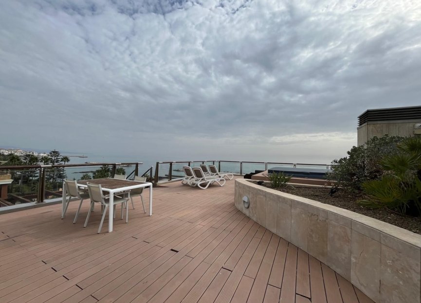Resale - Apartment - Penthouse - Marbella - Puerto Banús