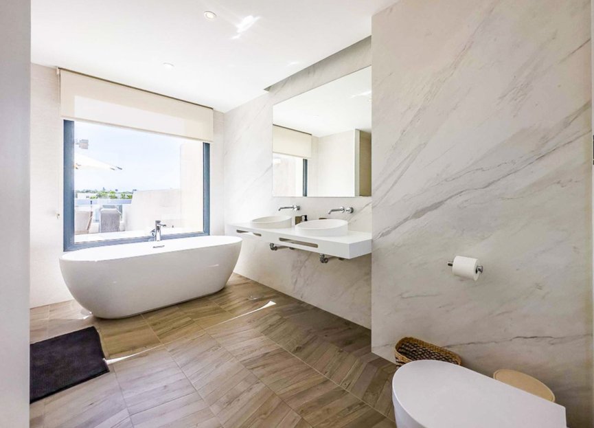 Resale - House - Townhouse - Marbella - Marbella Centro