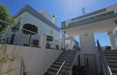 Resale - House - Townhouse - Estepona - Atalaya