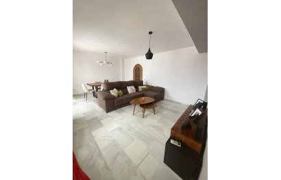 Resale - House - Townhouse - Estepona - Atalaya