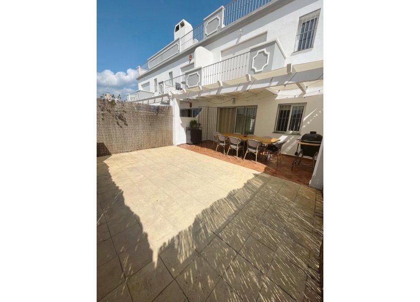 Resale - House - Townhouse - Estepona - Atalaya