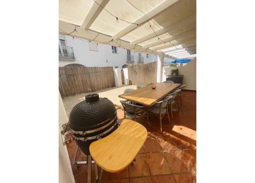 Resale - House - Townhouse - Estepona - Atalaya