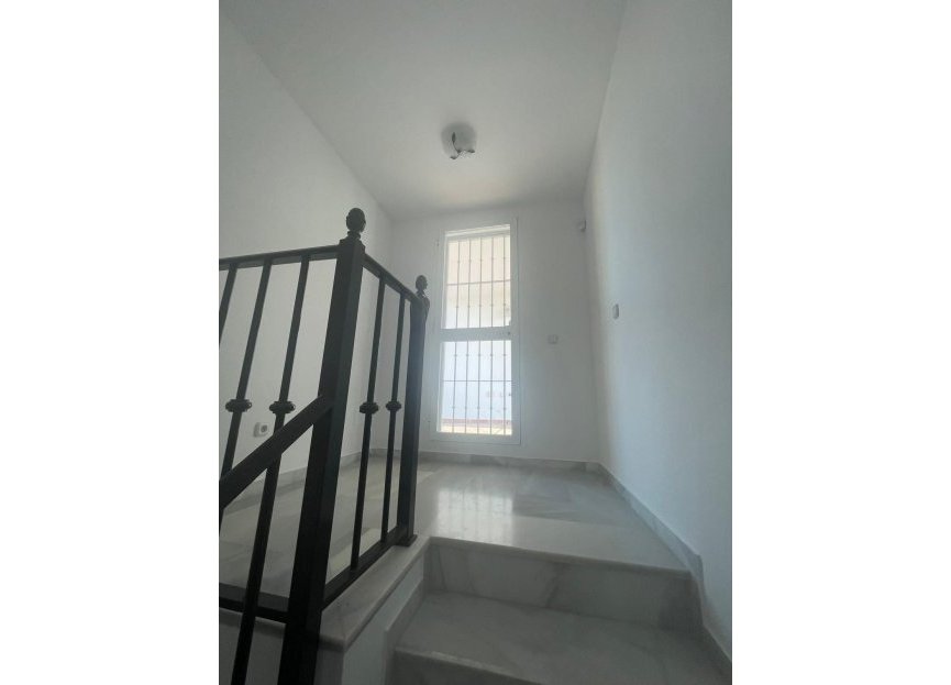 Resale - House - Townhouse - Estepona - Atalaya