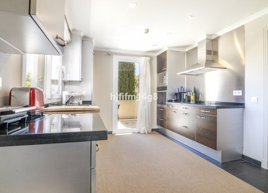 Reventa - Apartment - Penthouse - Marbella - Nueva Andalucia