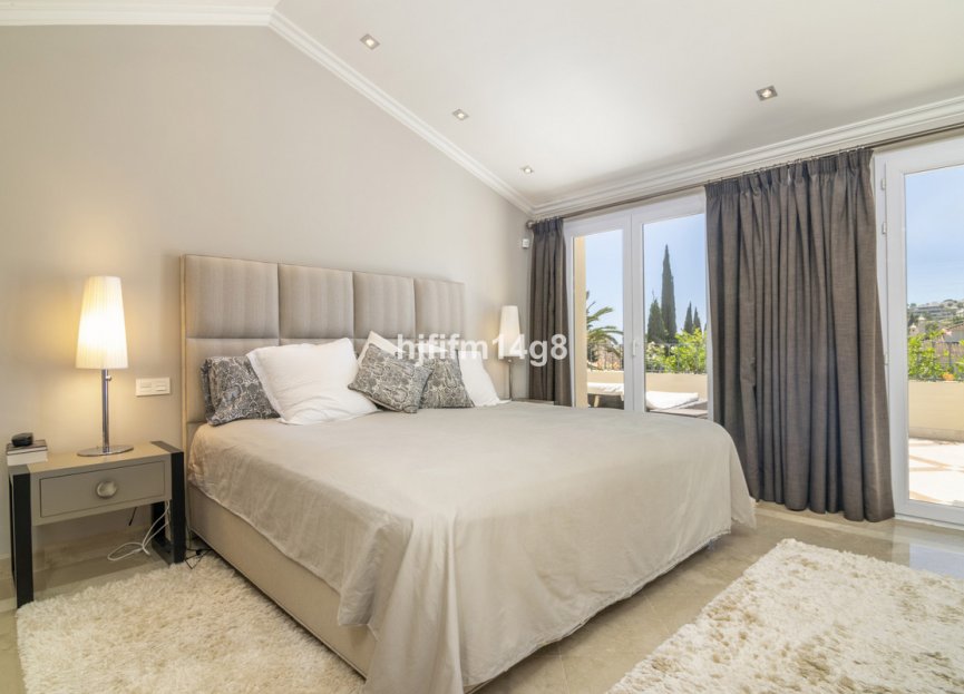 Reventa - Apartment - Penthouse - Marbella - Nueva Andalucia