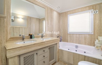 Reventa - Apartment - Penthouse - Marbella - Nueva Andalucia