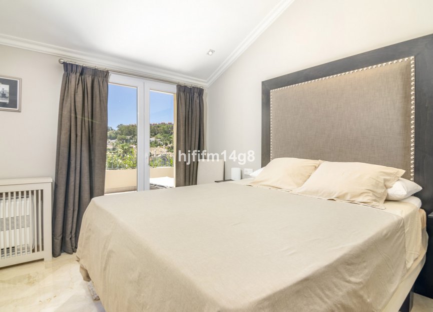 Reventa - Apartment - Penthouse - Marbella - Nueva Andalucia