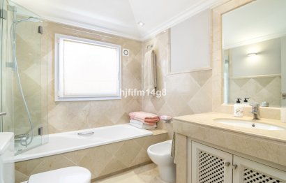 Reventa - Apartment - Penthouse - Marbella - Nueva Andalucia