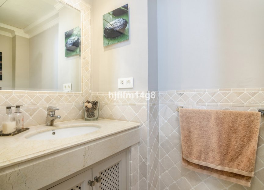 Reventa - Apartment - Penthouse - Marbella - Nueva Andalucia