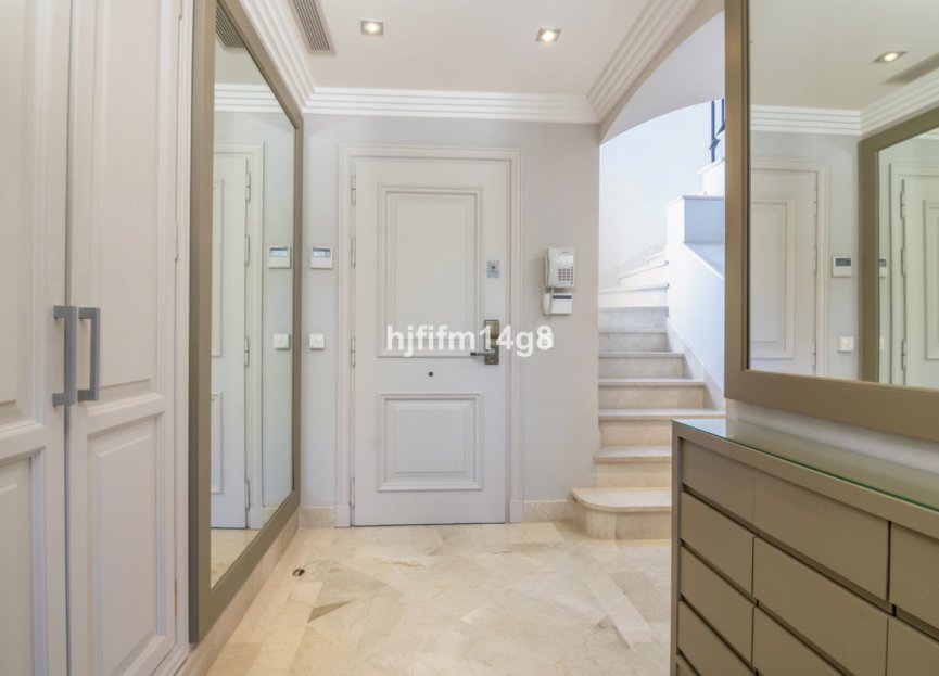 Reventa - Apartment - Penthouse - Marbella - Nueva Andalucia