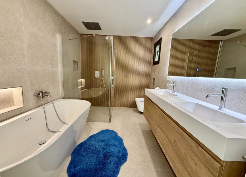 Resale - Ground floor apartment - Estepona - Estepona Centro