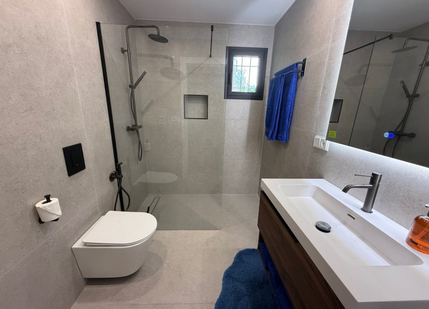 Resale - Ground floor apartment - Estepona - Estepona Centro