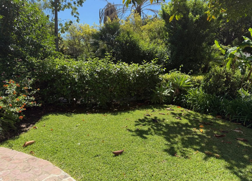 Resale - Ground floor apartment - Estepona - Estepona Centro