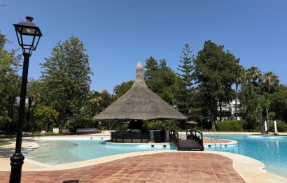 Resale - Ground floor apartment - Estepona - Estepona Centro