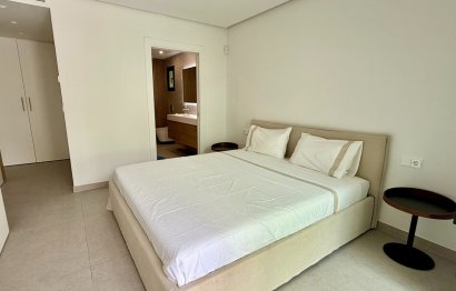 Resale - Ground floor apartment - Estepona - Estepona Centro