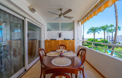 Resale - Apartment - Middle Floor Apartment - Estepona - Atalaya