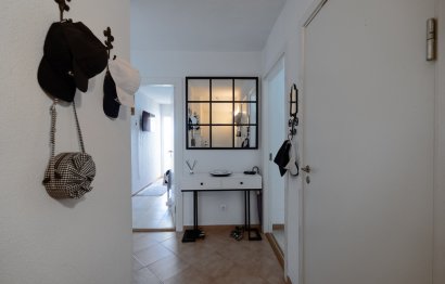 Resale - Apartment - Middle Floor Apartment - Estepona - Atalaya