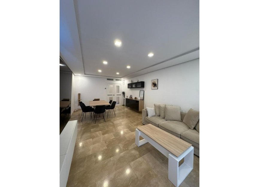 Reventa - Ground floor apartment - Estepona - Estepona Centro