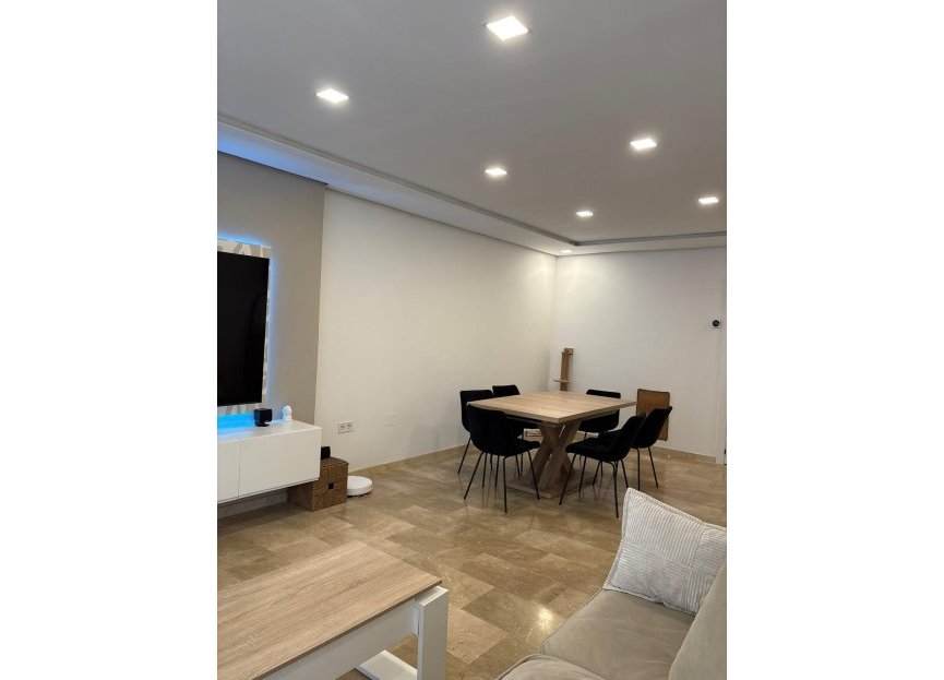 Reventa - Ground floor apartment - Estepona - Estepona Centro