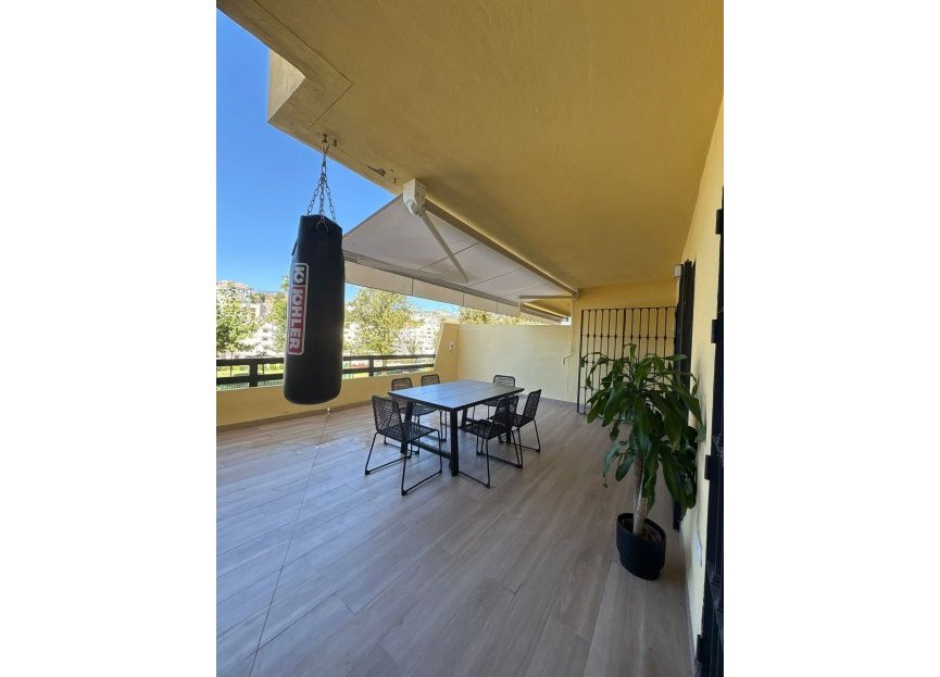 Reventa - Ground floor apartment - Estepona - Estepona Centro