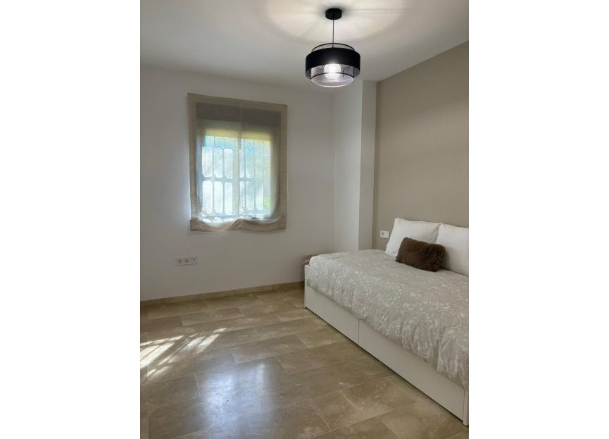 Reventa - Ground floor apartment - Estepona - Estepona Centro