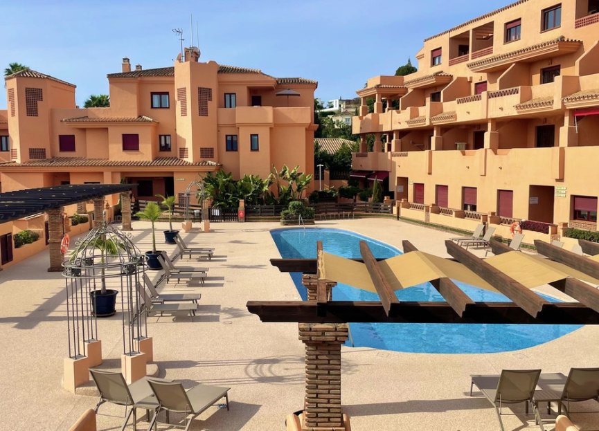 Resale - Apartment - Penthouse - Benahavís - Benahavís Centro