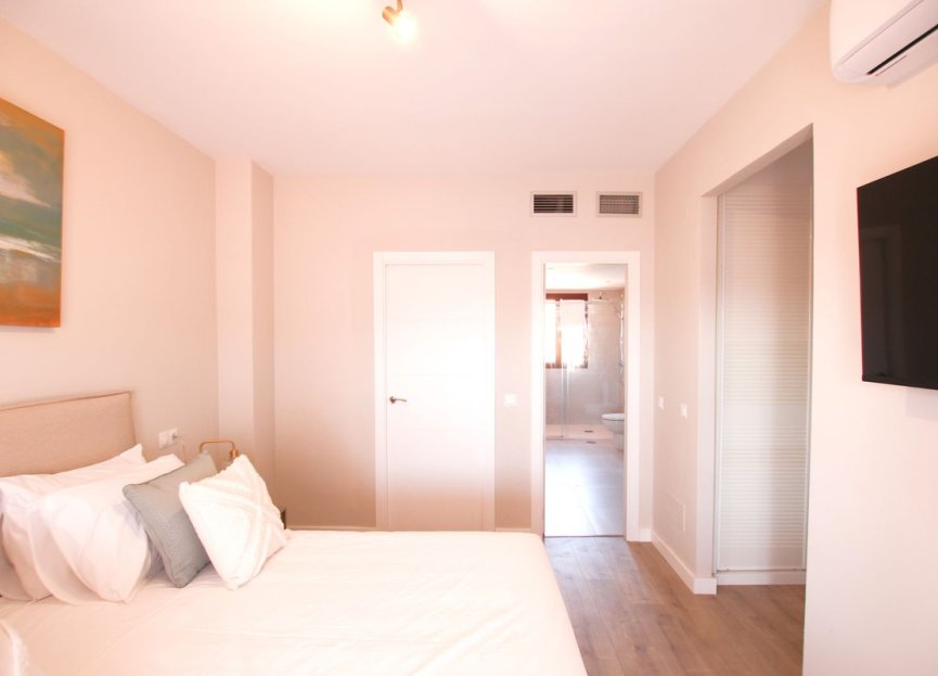 Resale - Apartment - Penthouse - Benahavís - Benahavís Centro