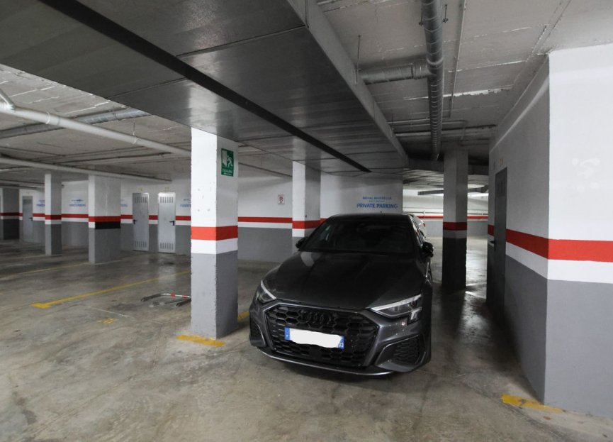 Resale - Apartment - Penthouse - Benahavís - Benahavís Centro