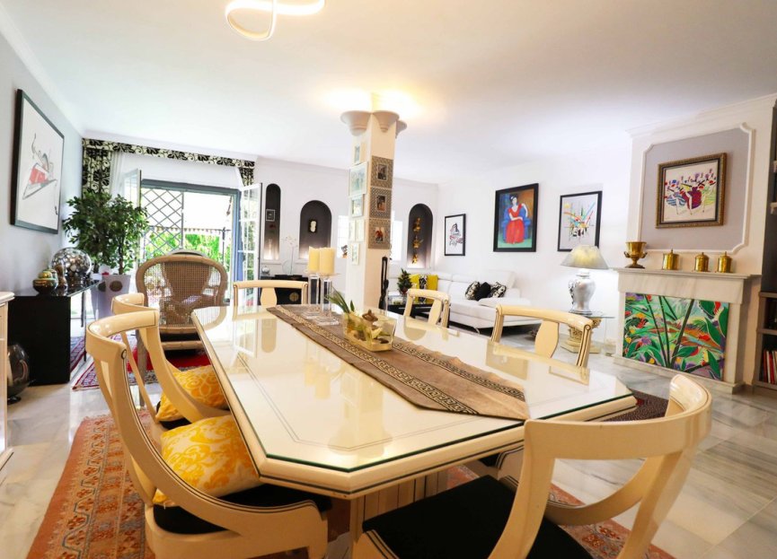 Resale - House - Townhouse - Estepona - Atalaya