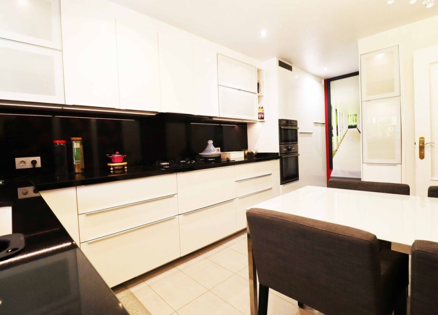 Resale - House - Townhouse - Estepona - Atalaya