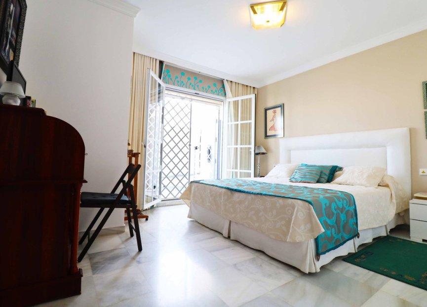 Resale - House - Townhouse - Estepona - Atalaya