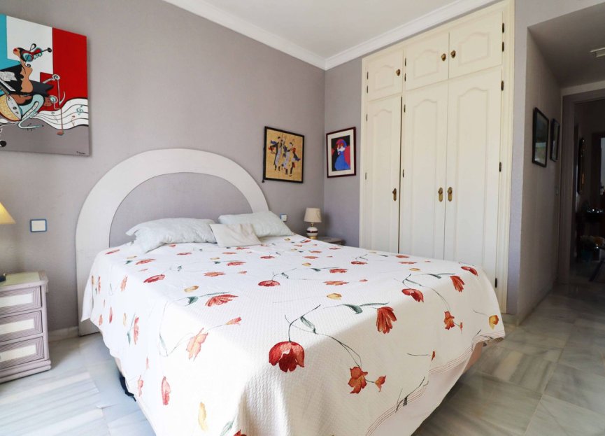 Resale - House - Townhouse - Estepona - Atalaya