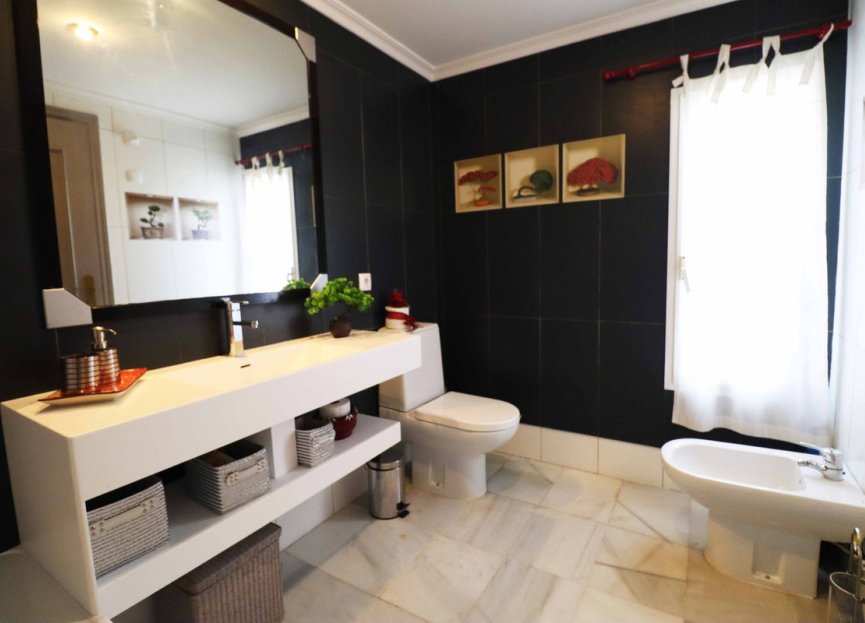 Resale - House - Townhouse - Estepona - Atalaya