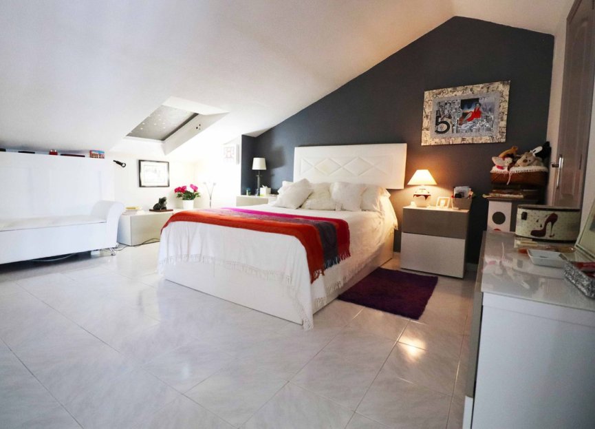 Resale - House - Townhouse - Estepona - Atalaya