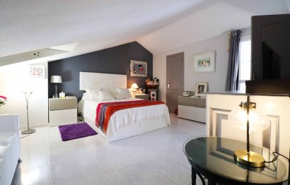 Resale - House - Townhouse - Estepona - Atalaya