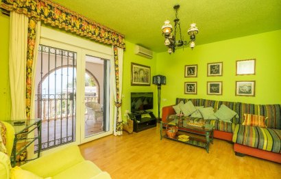 Resale - House - Detached Villa - Benalmádena - Benalmadena Costa