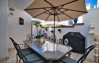 Resale - House - Semi-Detached House - Estepona - Estepona Centro