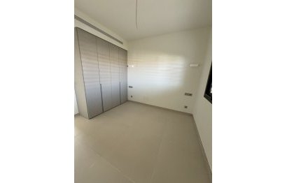 Resale - Apartment - Middle Floor Apartment - Fuengirola - Fuengirola Centro