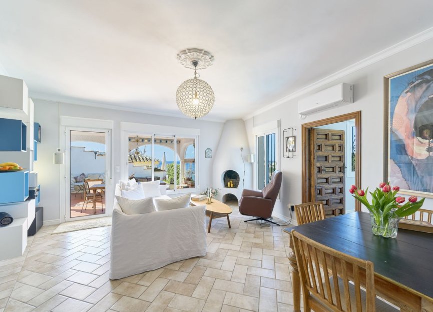 Resale - House - Detached Villa - Fuengirola - Fuengirola Centro