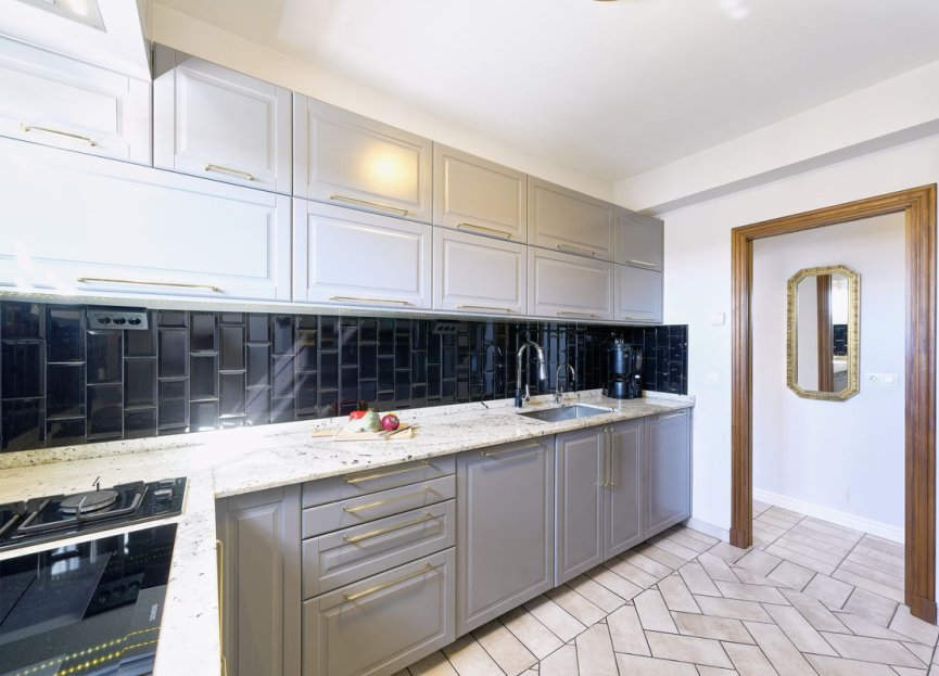 Resale - House - Detached Villa - Fuengirola - Fuengirola Centro