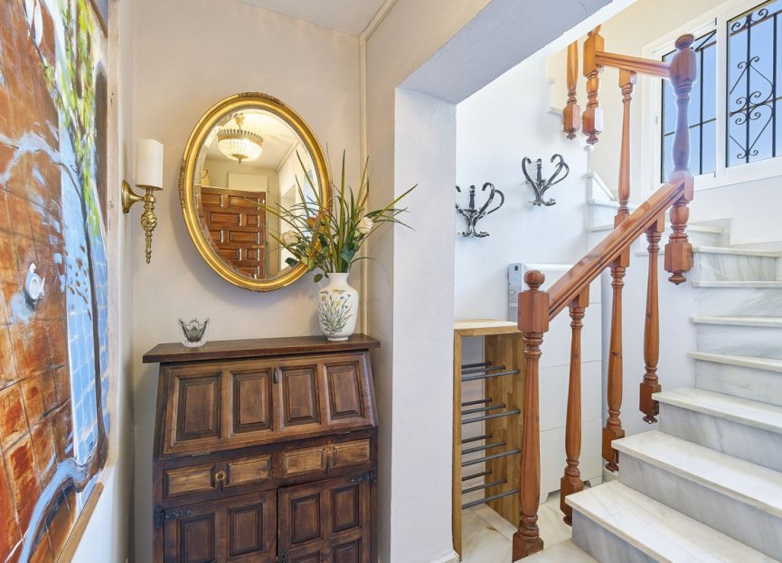 Resale - House - Detached Villa - Fuengirola - Fuengirola Centro