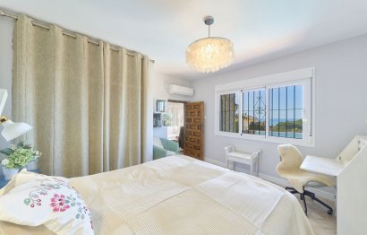 Resale - House - Detached Villa - Fuengirola - Fuengirola Centro