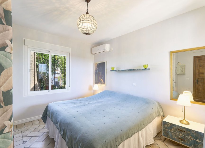 Resale - House - Detached Villa - Fuengirola - Fuengirola Centro