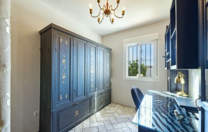 Resale - House - Detached Villa - Fuengirola - Fuengirola Centro