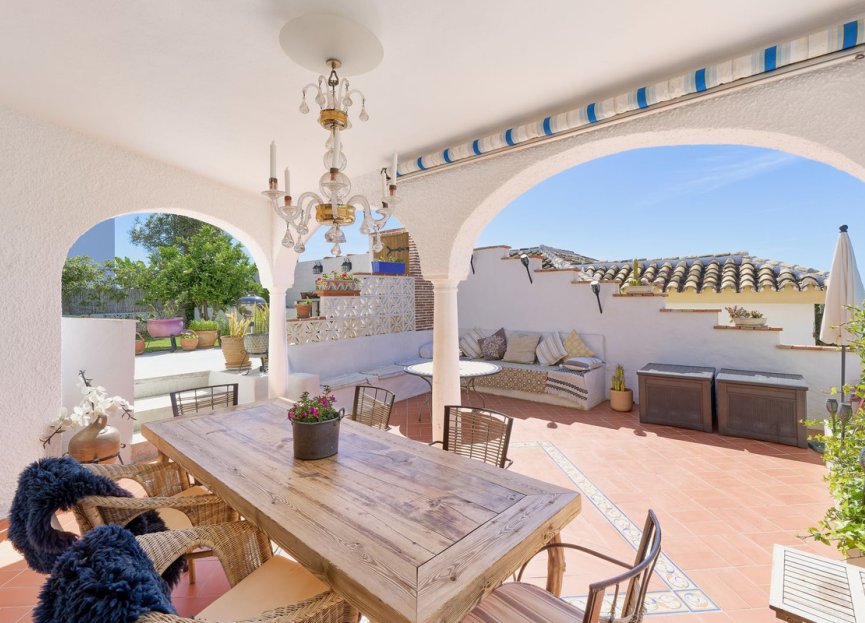 Resale - House - Detached Villa - Fuengirola - Fuengirola Centro