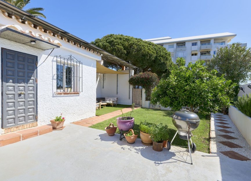 Resale - House - Detached Villa - Fuengirola - Fuengirola Centro